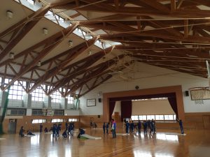 体育館は基礎など一部鉄筋コンクリート造